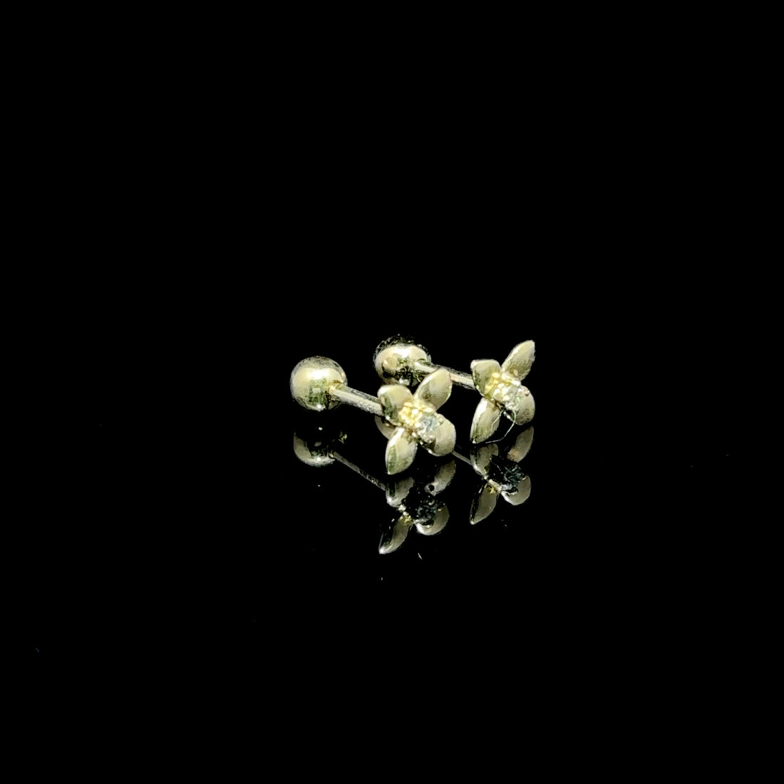 BROQUELES DE ORO CON DIAMANTE