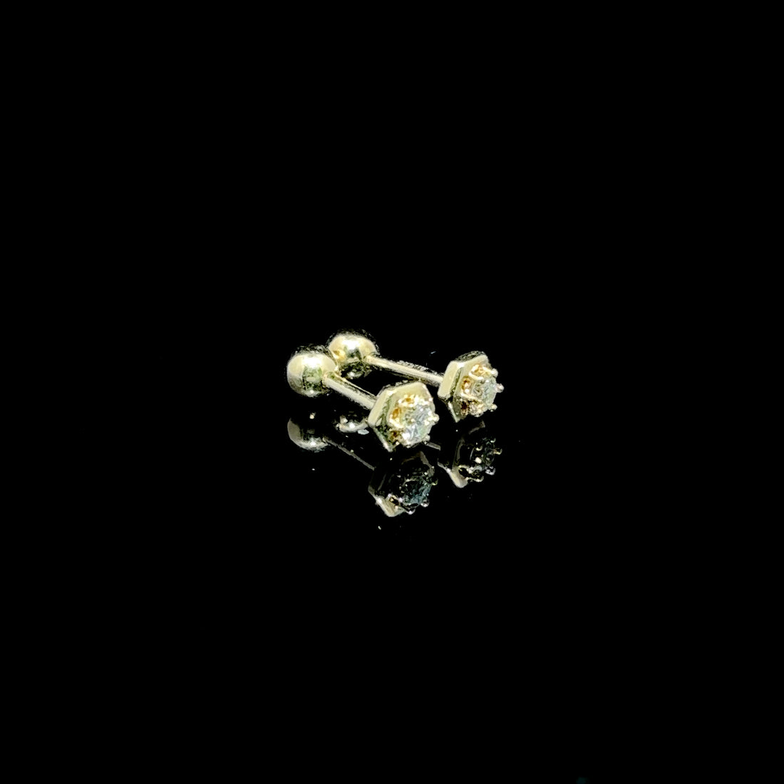 BROQUELES DE ORO CON DIAMANTE