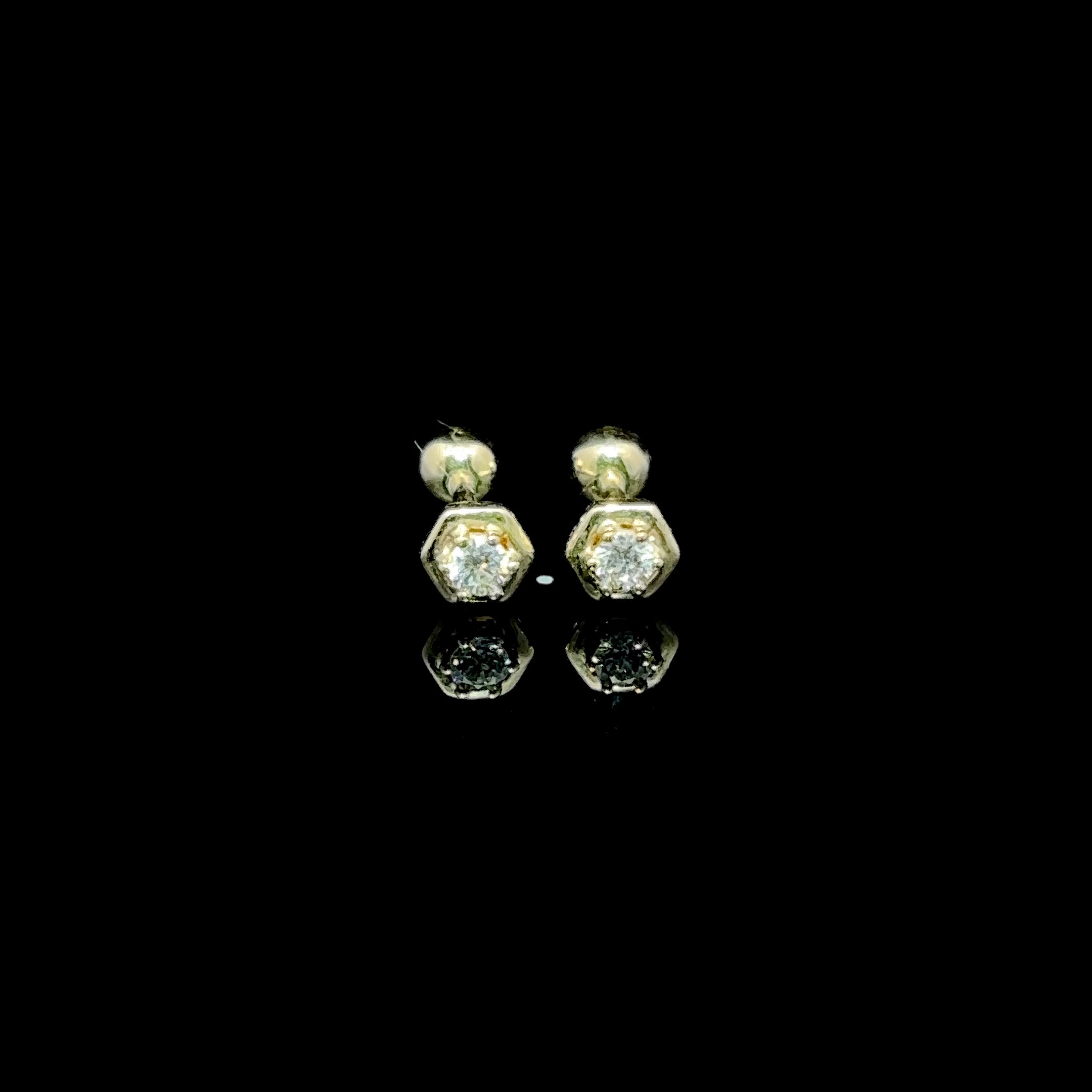 BROQUELES DE ORO CON DIAMANTE