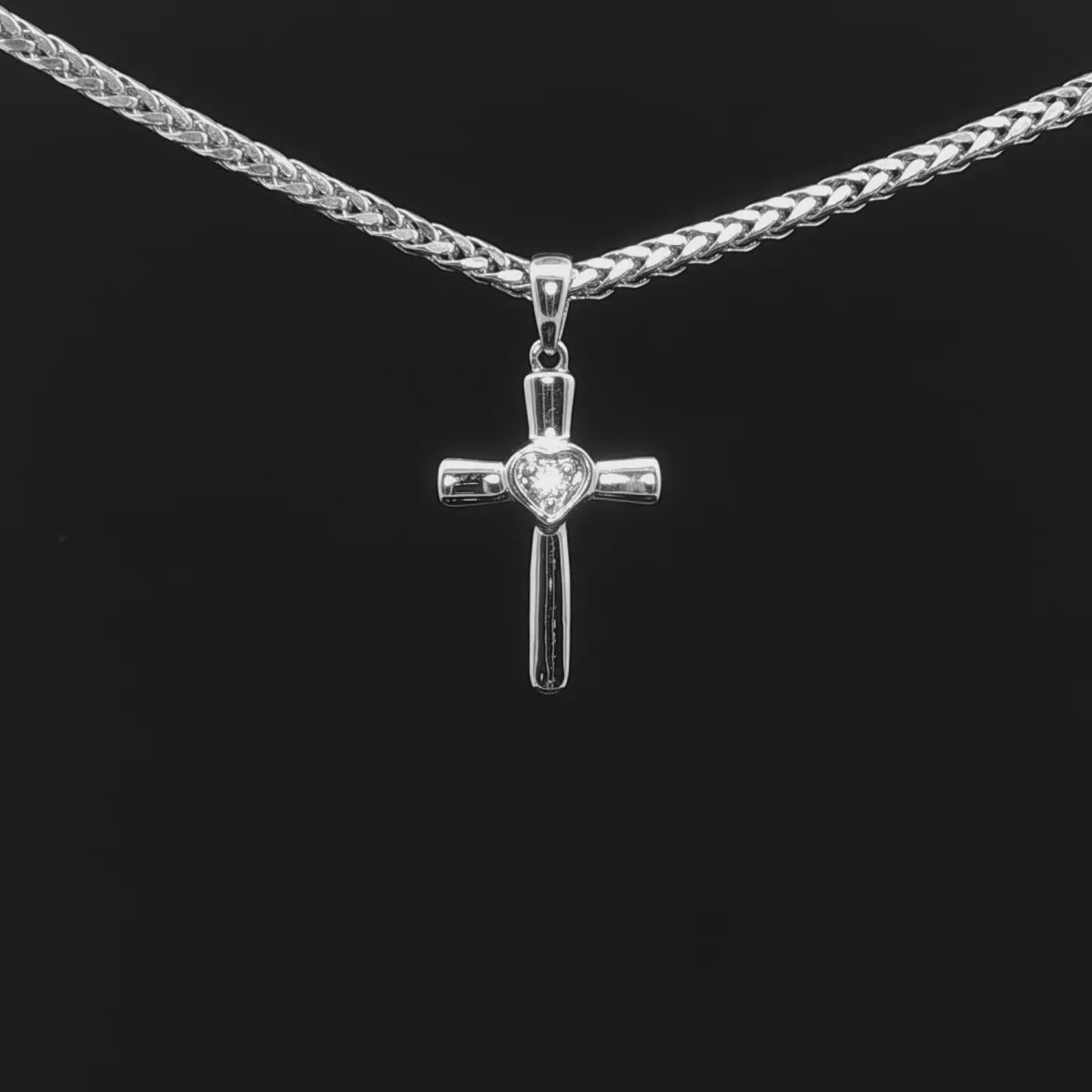 CRUZ DE ORO CON DIAMANTE CENTRAL