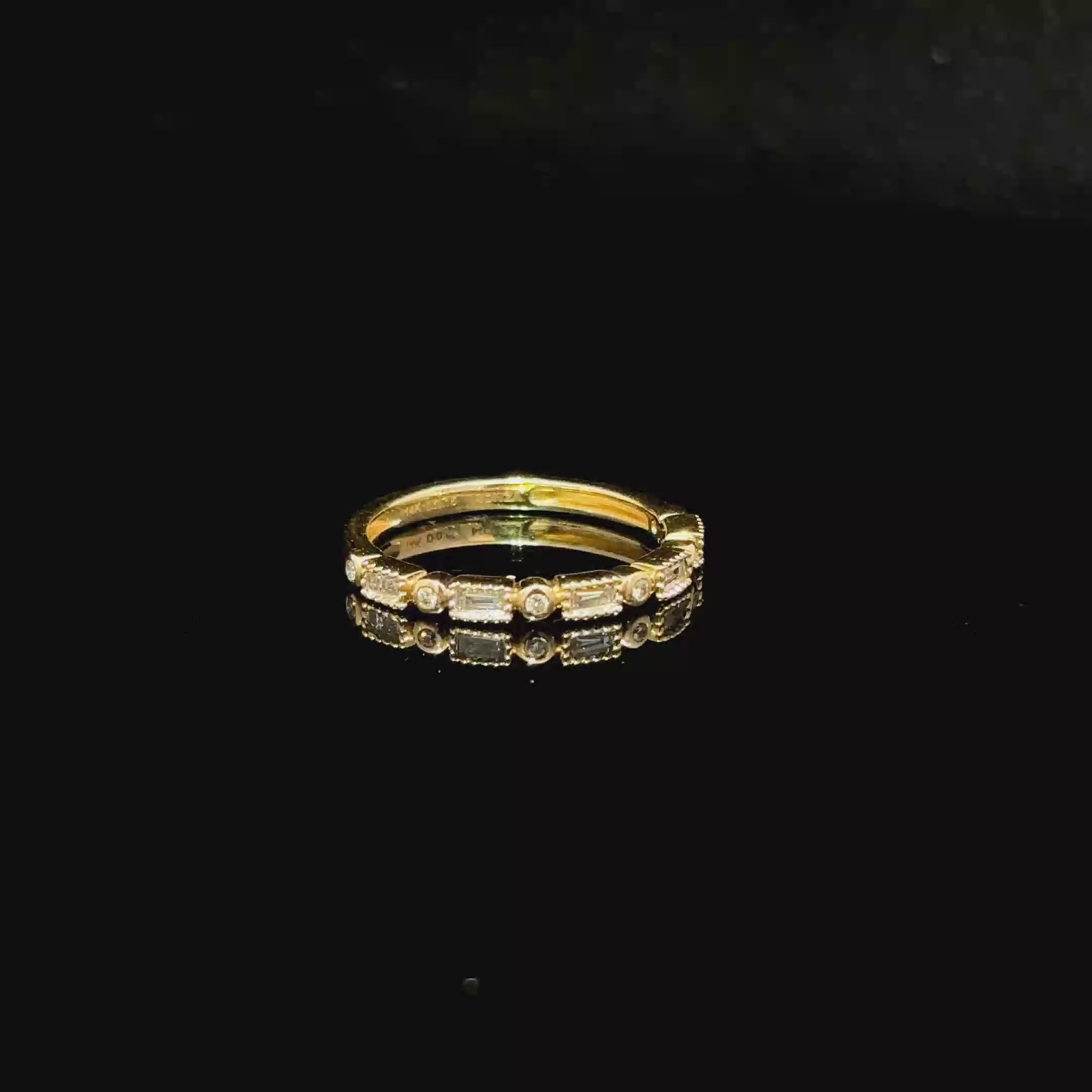 CHURUMBELA DE ORO CON DIAMANTES