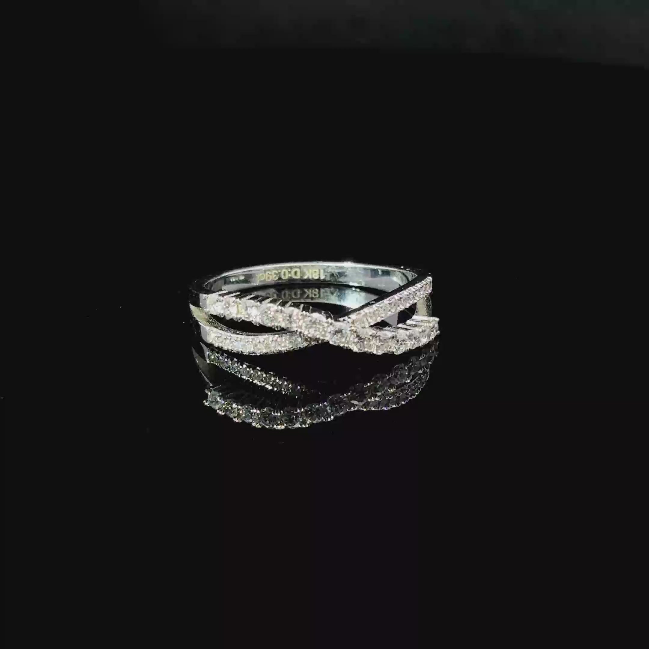 ANILLO DE ORO CON DIAMANTES