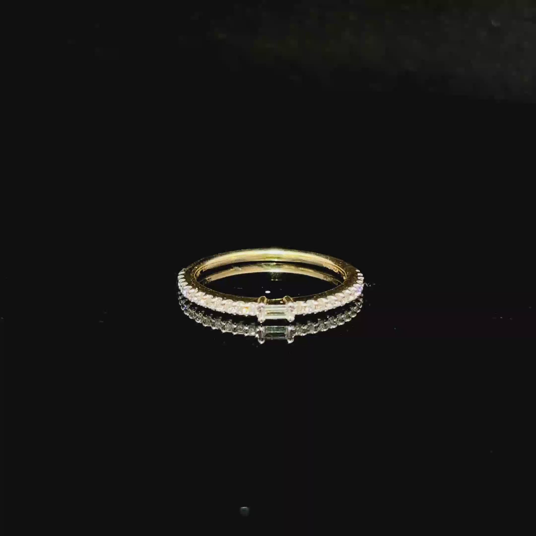 CHURUMBELA DE ORO CON DIAMANTES