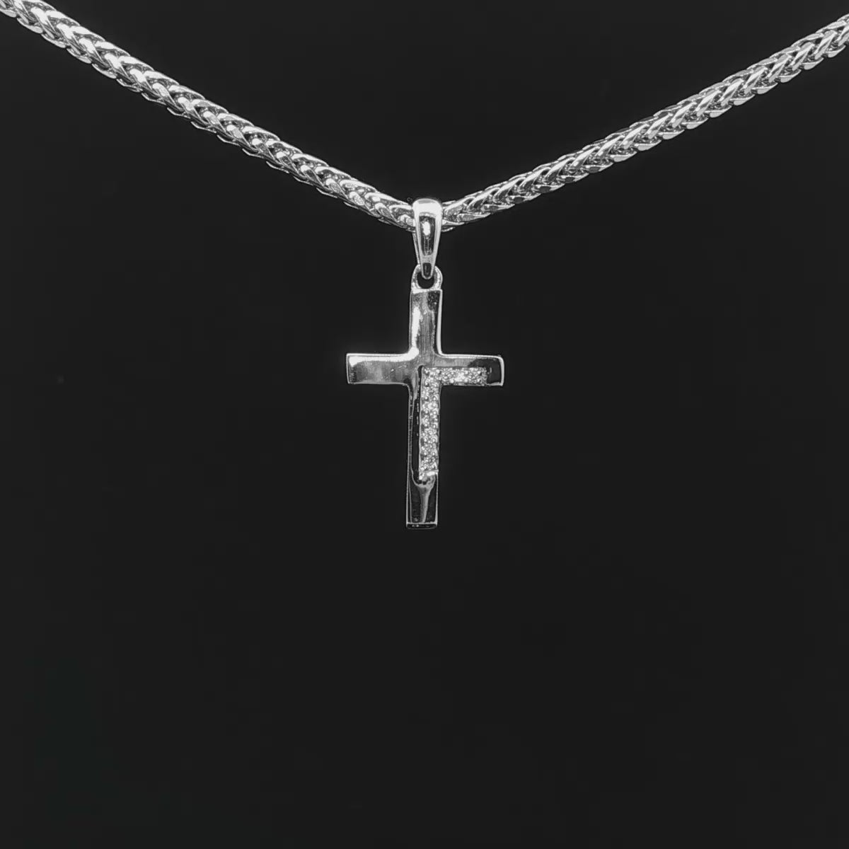 CRUZ DE ORO CON DIAMANTES