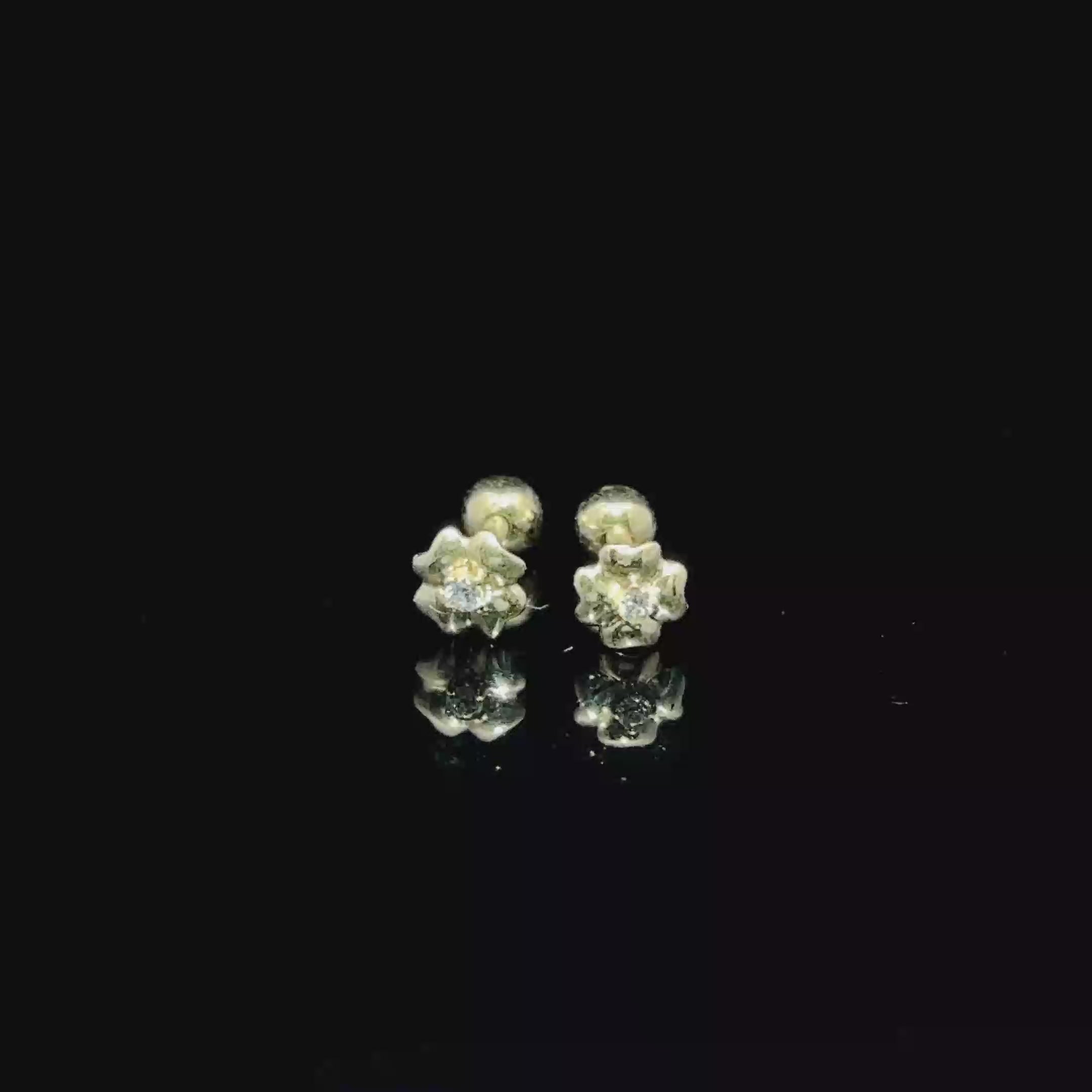 BROQUELES DE ORO CON DIAMANTE
