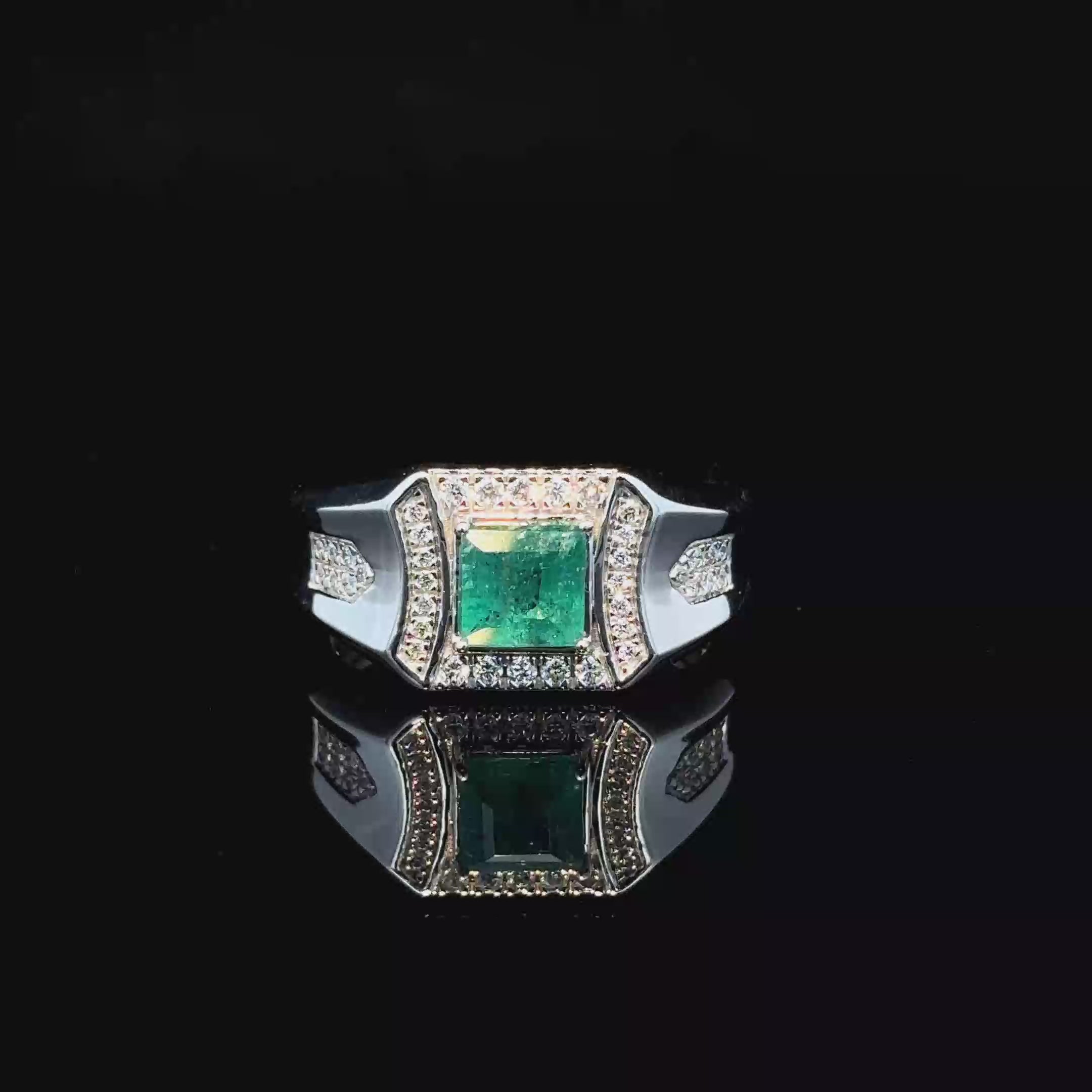 ANILLO DE ORO CON DIAMANTE Y ESMERALDA