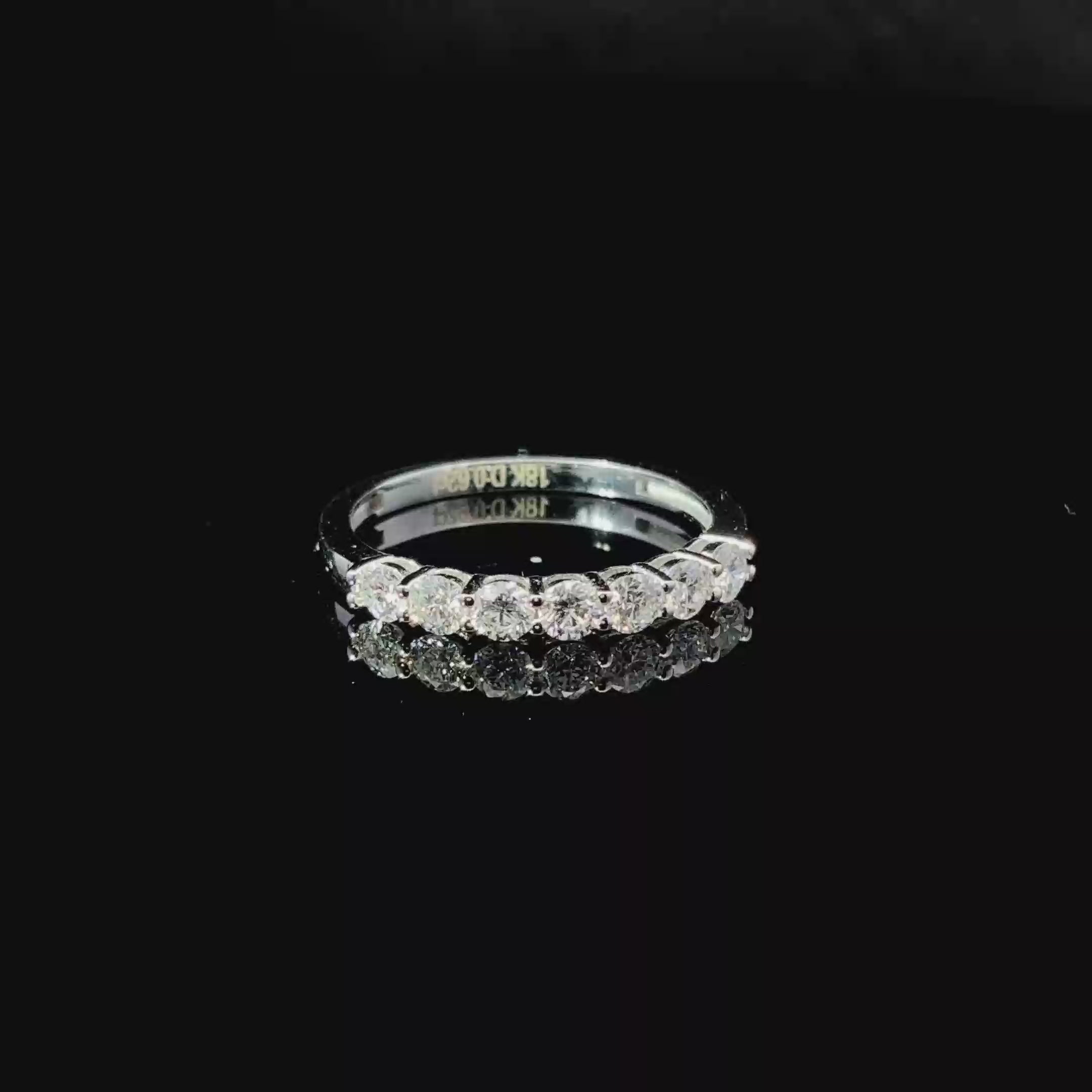 CHURUMBELA DE ORO CON DIAMANTES