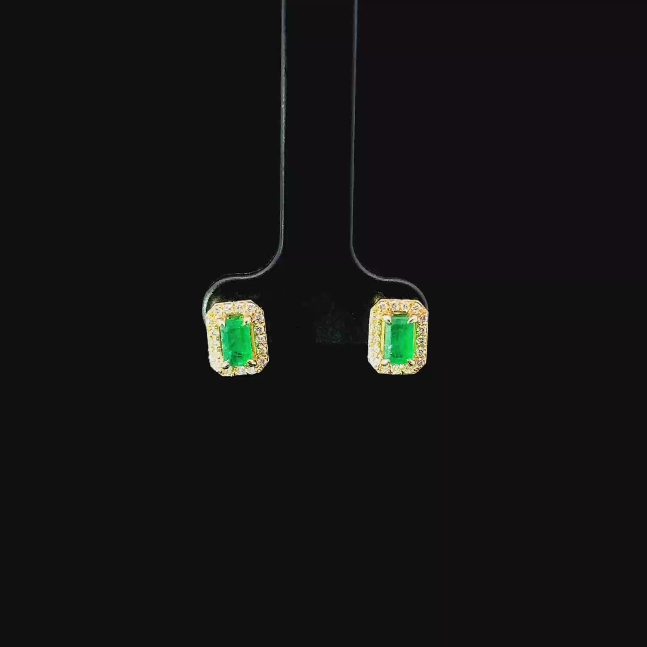 ARETES DE ORO CON ESMERALDA Y DIAMANTES