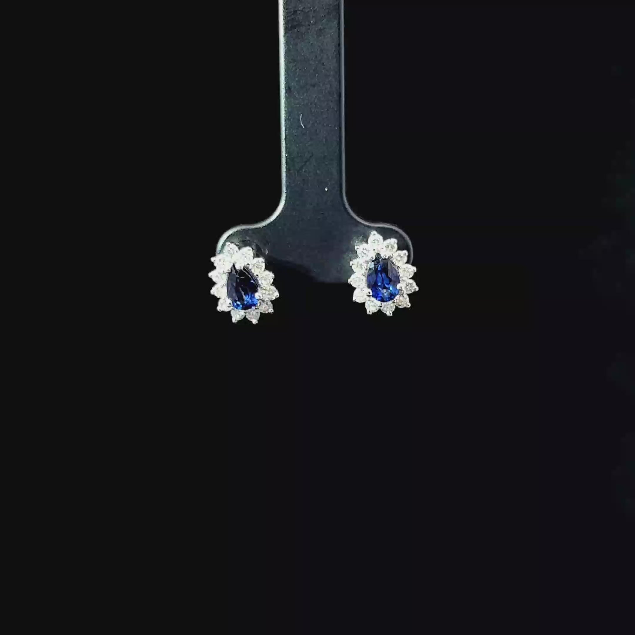 ARETES DE ORO CON ZAFIRO Y DIAMANTES