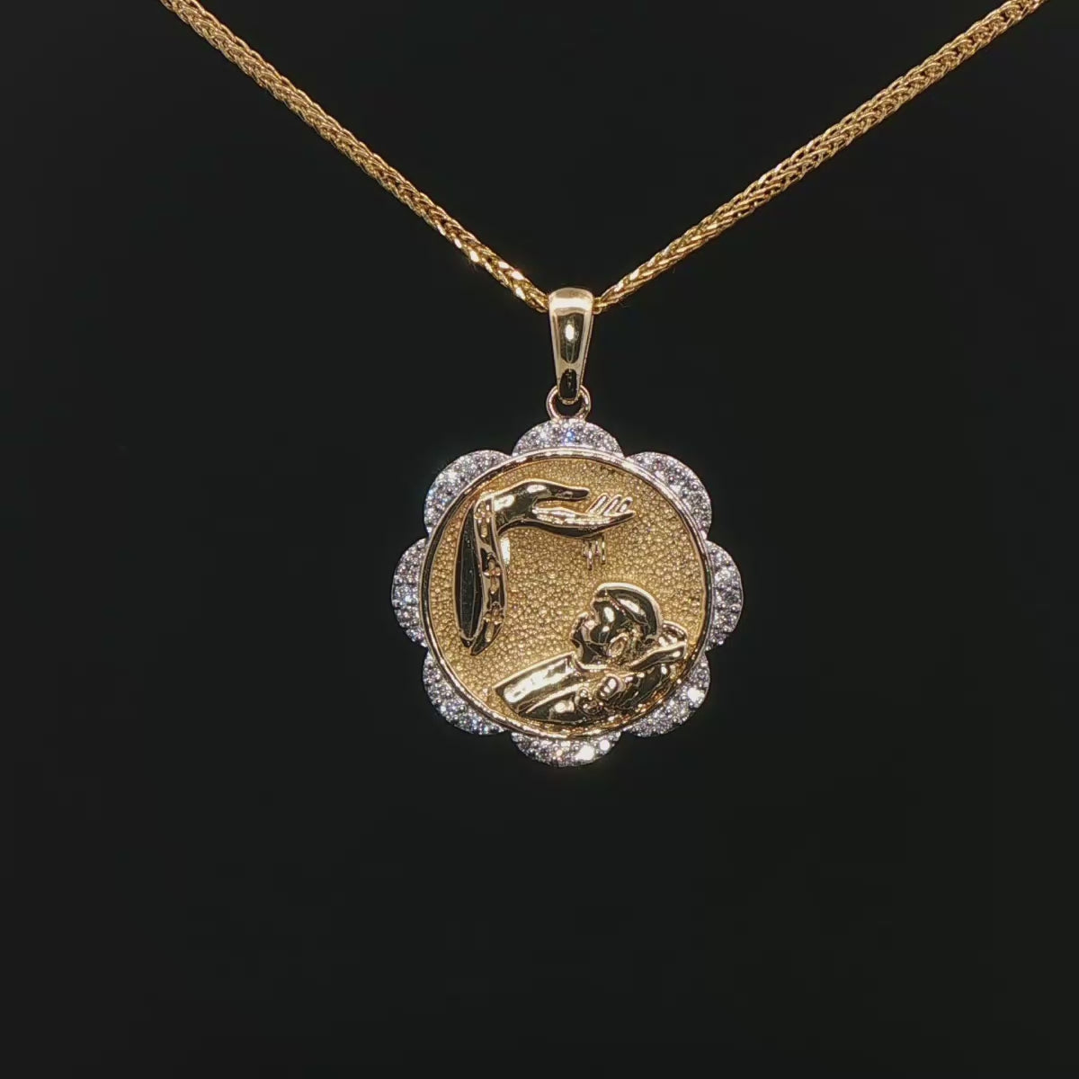 MEDALLA BAUTIZO DE ORO CON DIAMANTES