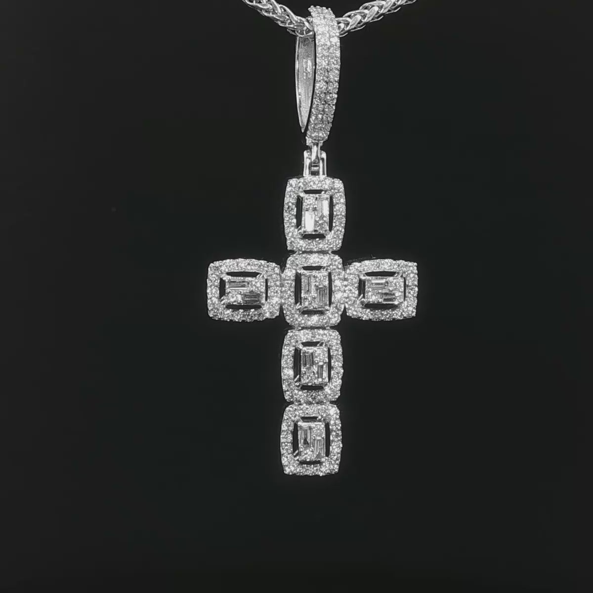 CRUZ DE ORO CON DIAMANTES
