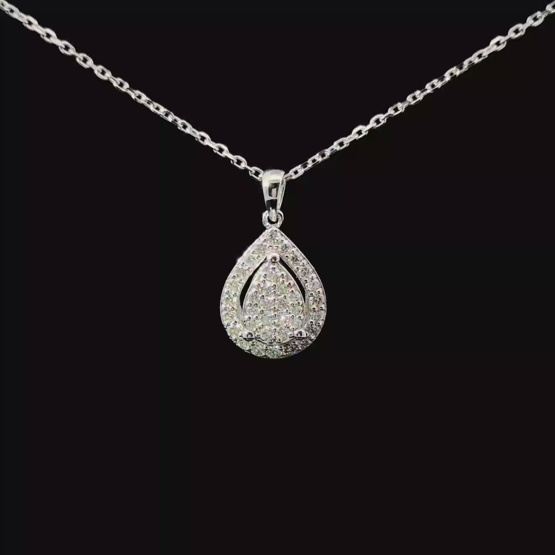 COLLAR DE ORO CON DIAMANTES