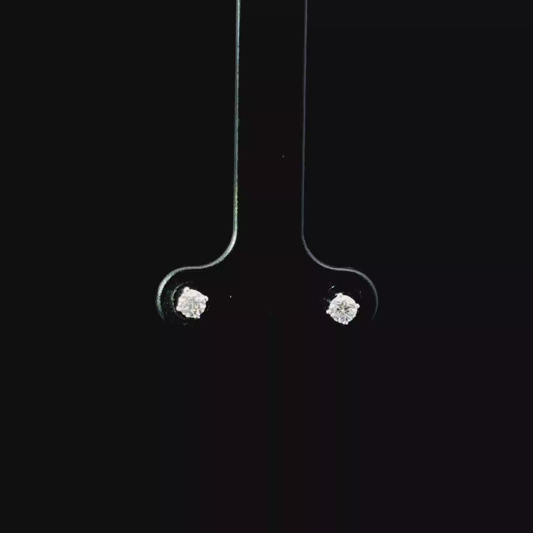 ARETES DE ORO CON DIAMANTES