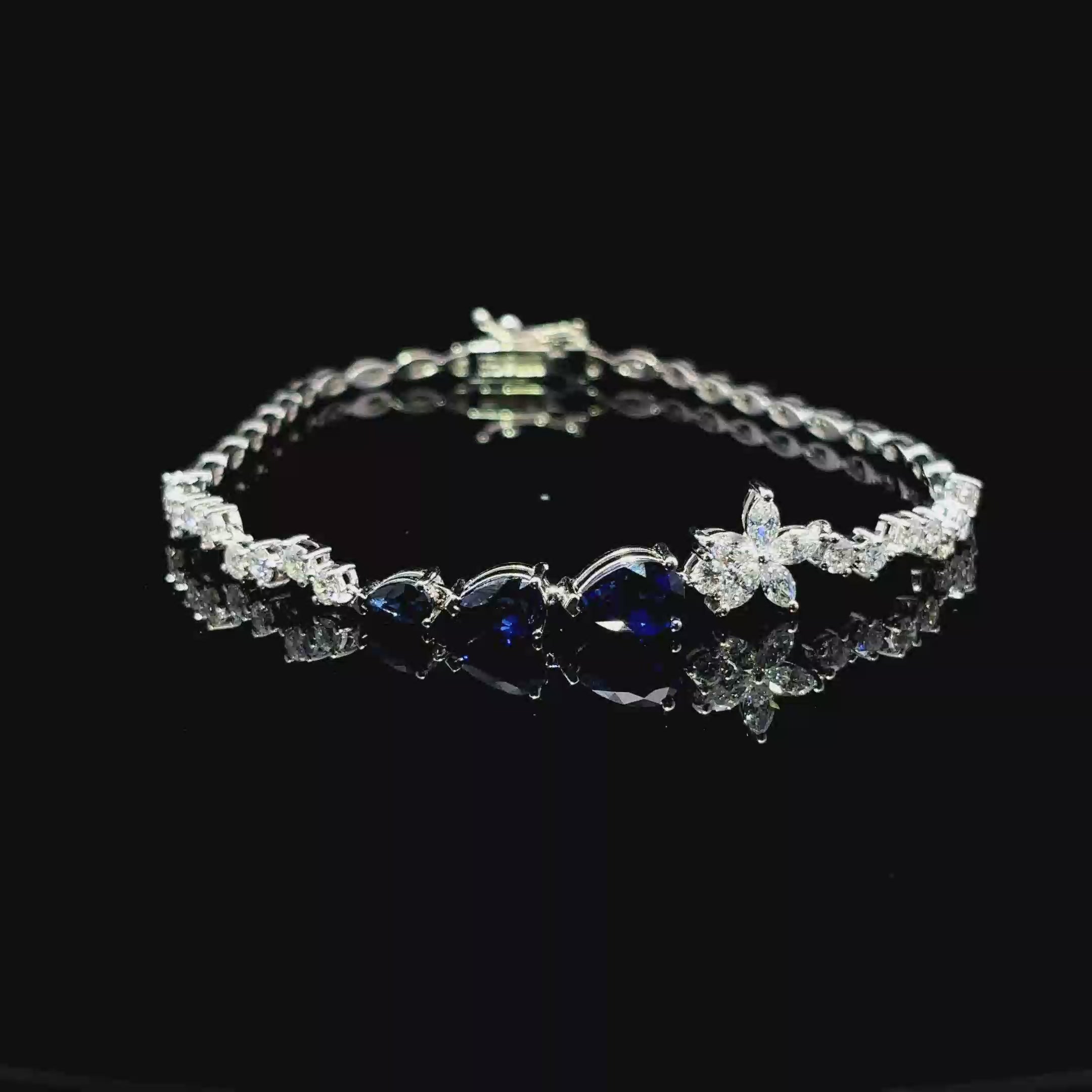 PULSERA DE ORO CON DIAMANTES Y ZAFIRO