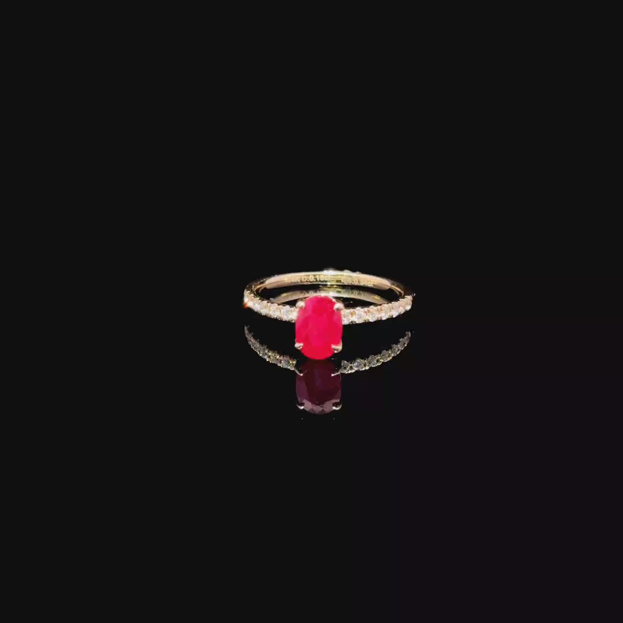 ANILLO DE ORO CON DIAMANTES Y RUBI