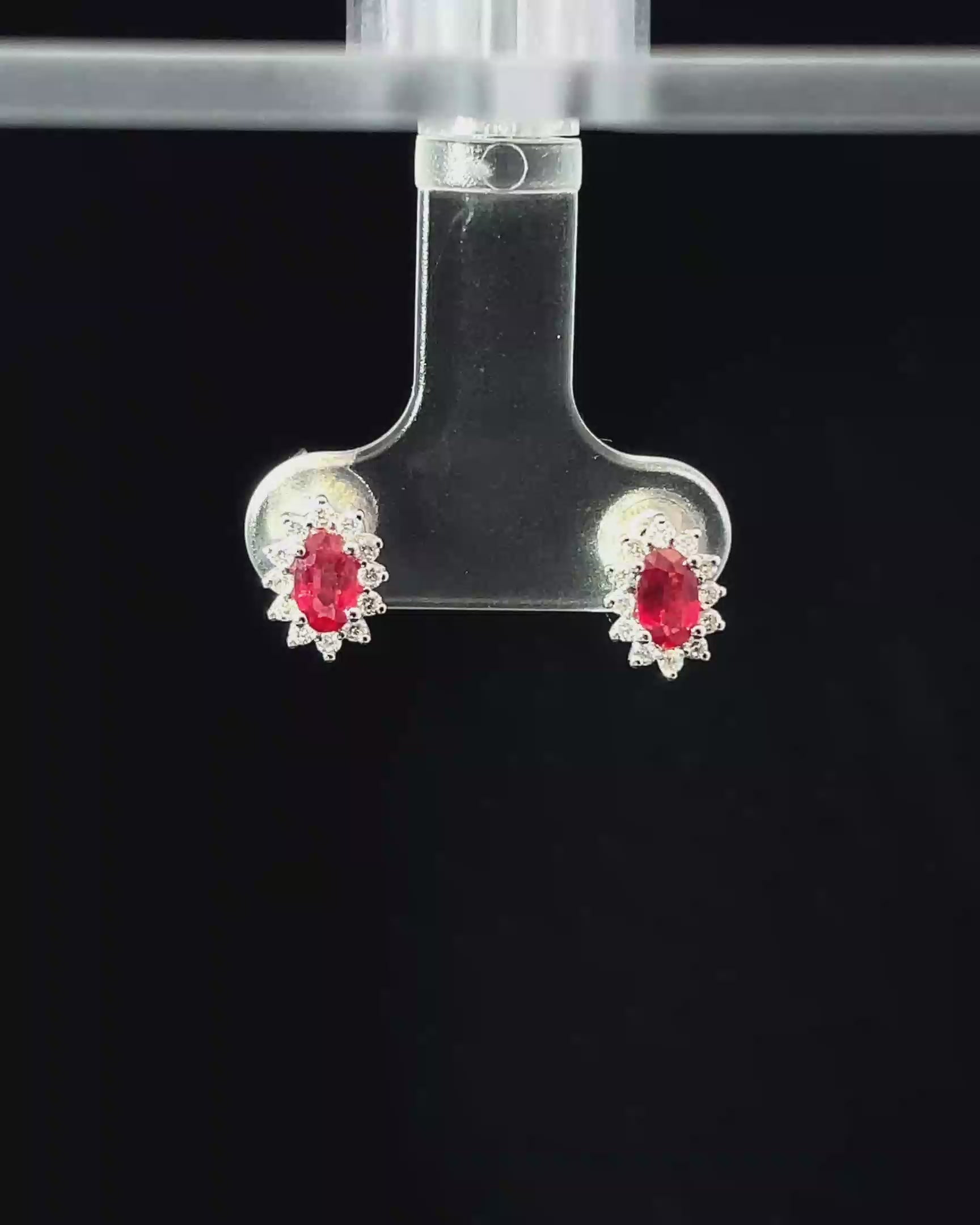 ARETES DE ORO CON RUBI Y DIAMANTES N